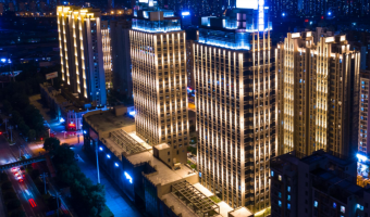 华中地区-洗墙灯_大功率洗墙灯_洗墙灯厂家-凯发k8在线官网有限公司-【新中国成立70周年】湖北襄阳万象城